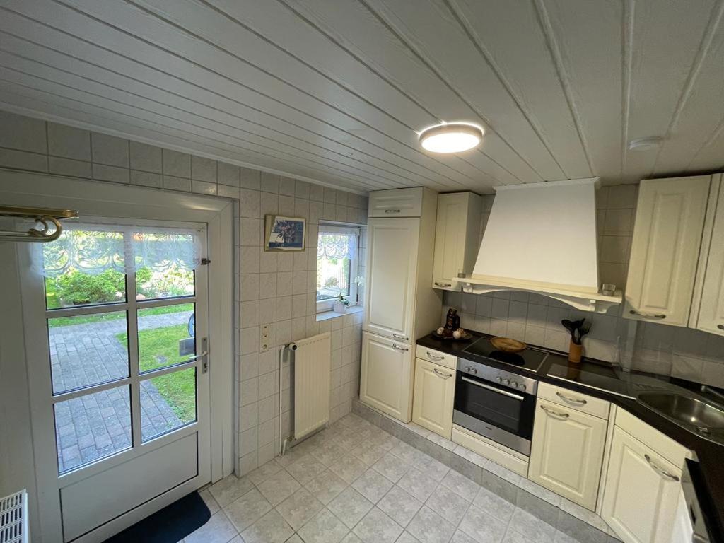 Ferienwohnung Lion Krummhörn Exterior foto